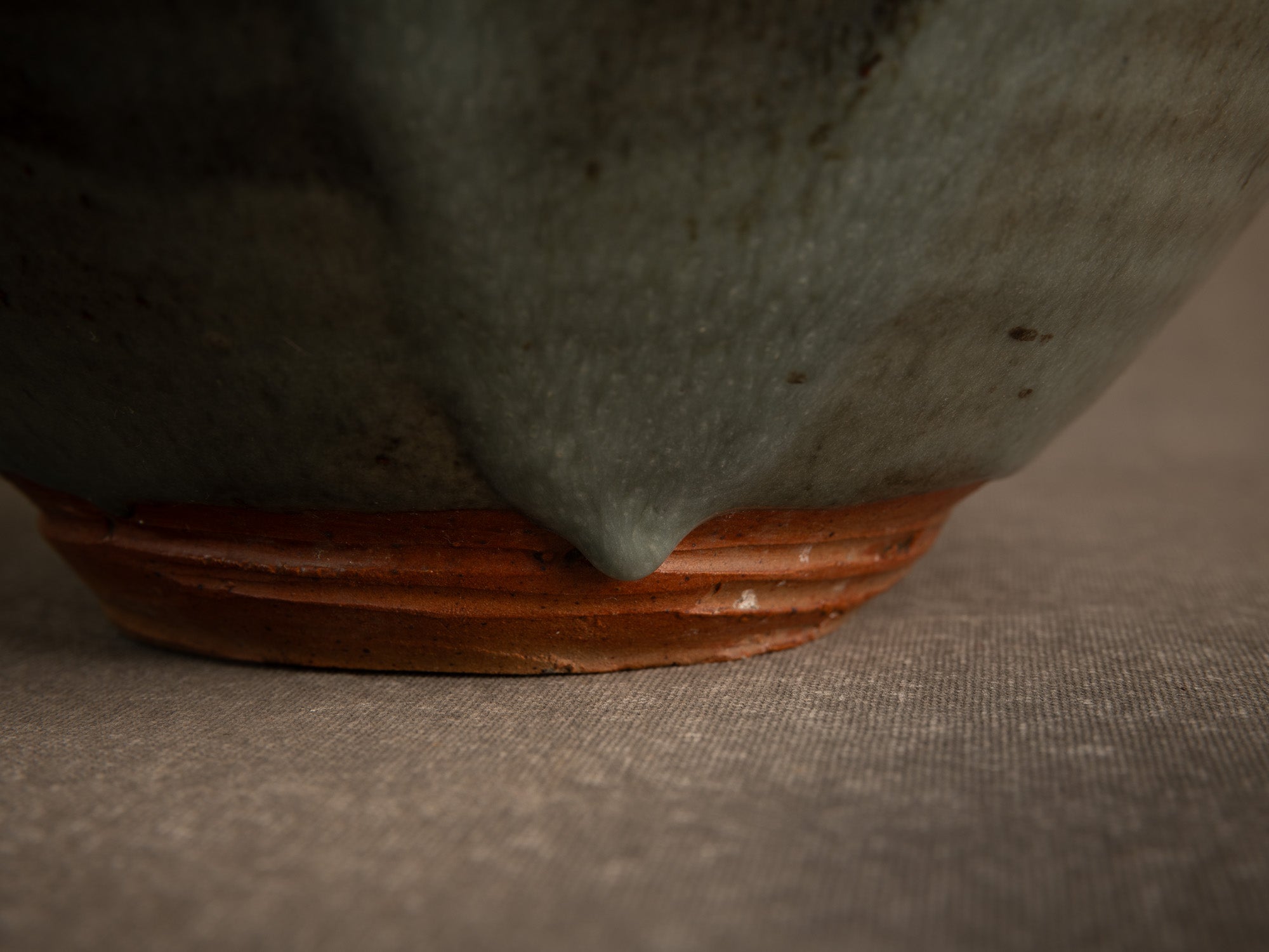 Rare grande jarre tsubo d'Hervé Rousseau à la Borne, France (vers 1983)..La Borne tsubo jar / pot by Hervé Rousseau, France (circa 1983)