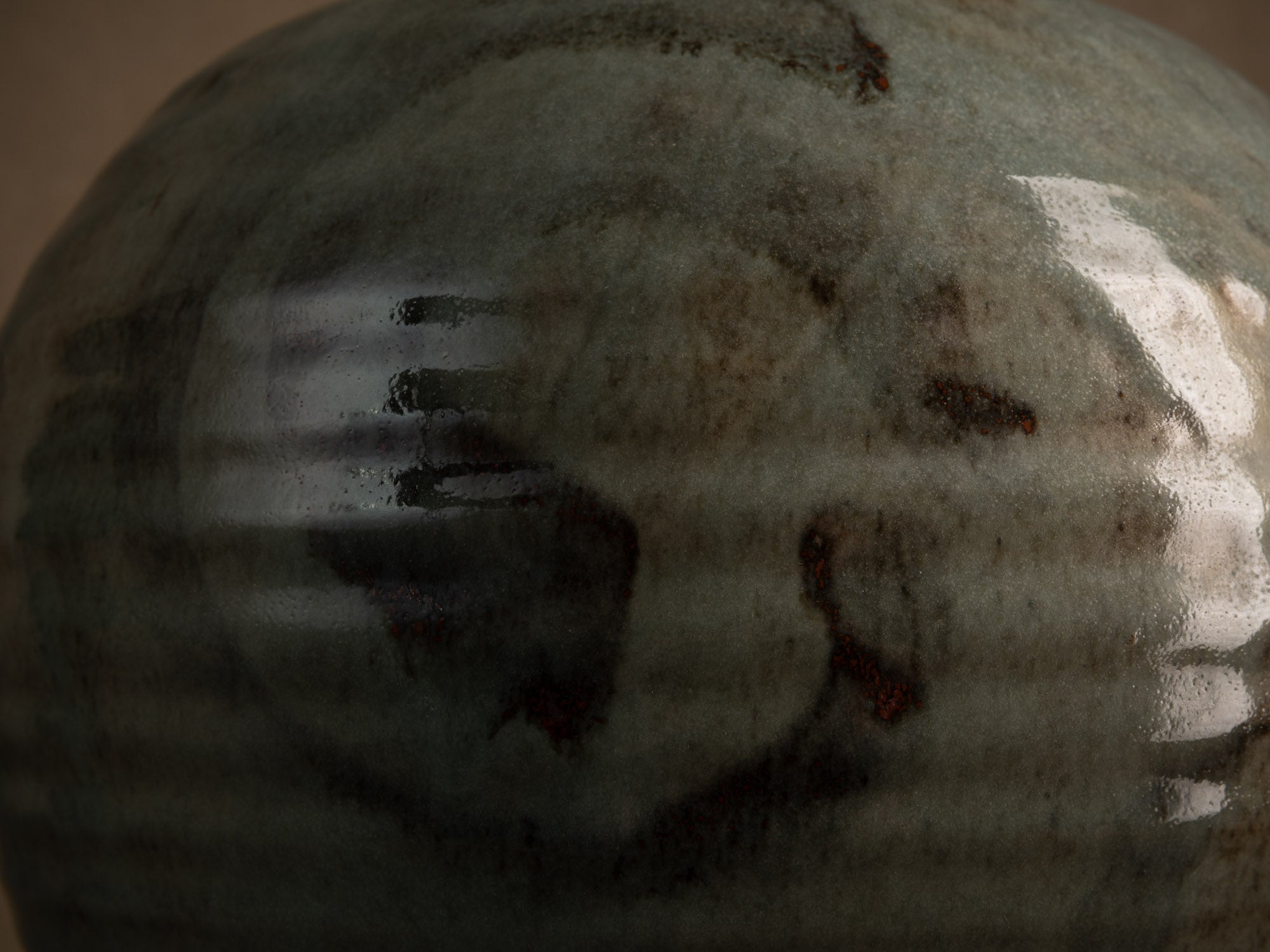 Rare grande jarre tsubo d'Hervé Rousseau à la Borne, France (vers 1983)..La Borne tsubo jar / pot by Hervé Rousseau, France (circa 1983)