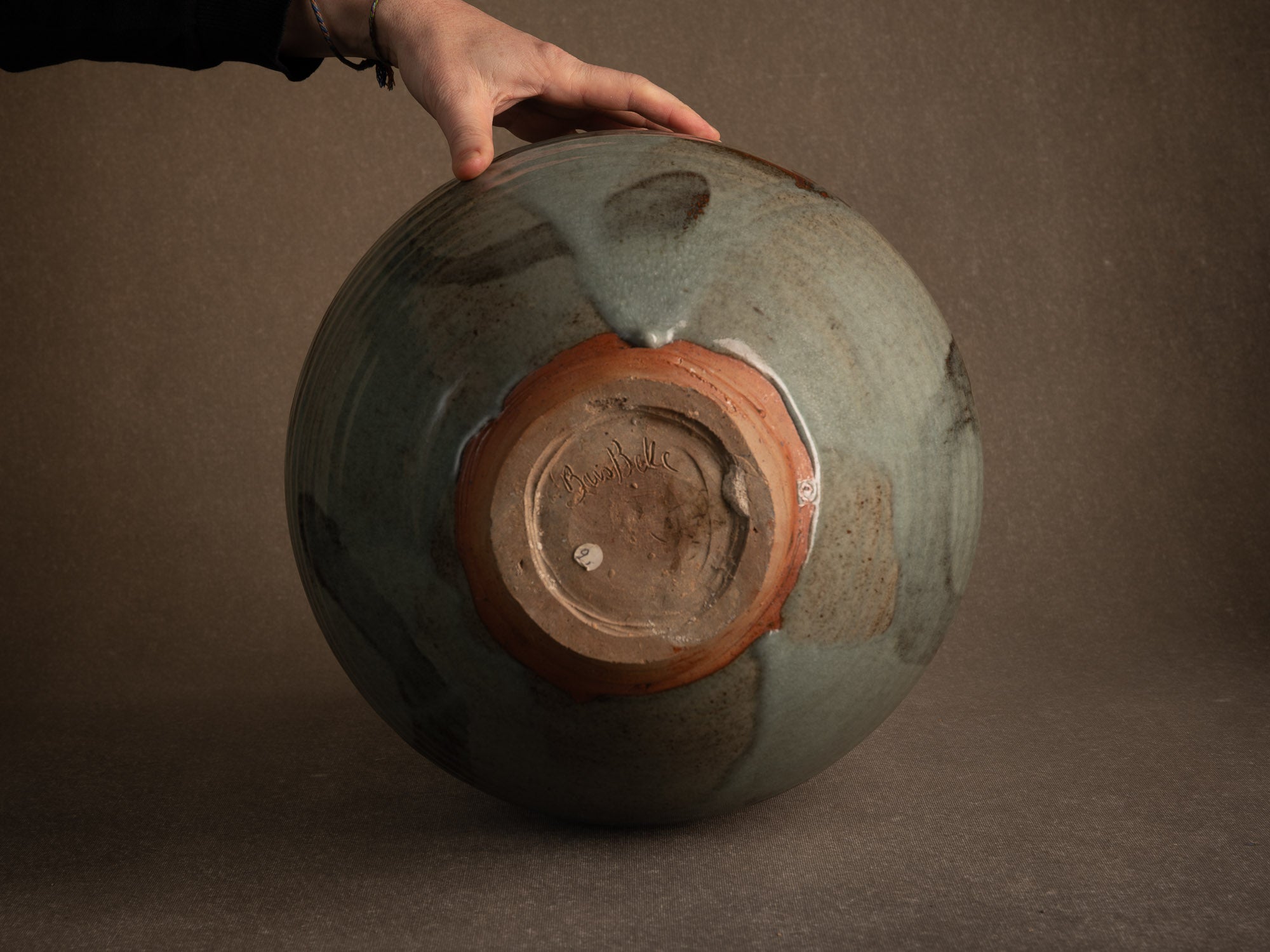 Rare grande jarre tsubo d'Hervé Rousseau à la Borne, France (vers 1983)..La Borne tsubo jar / pot by Hervé Rousseau, France (circa 1983)