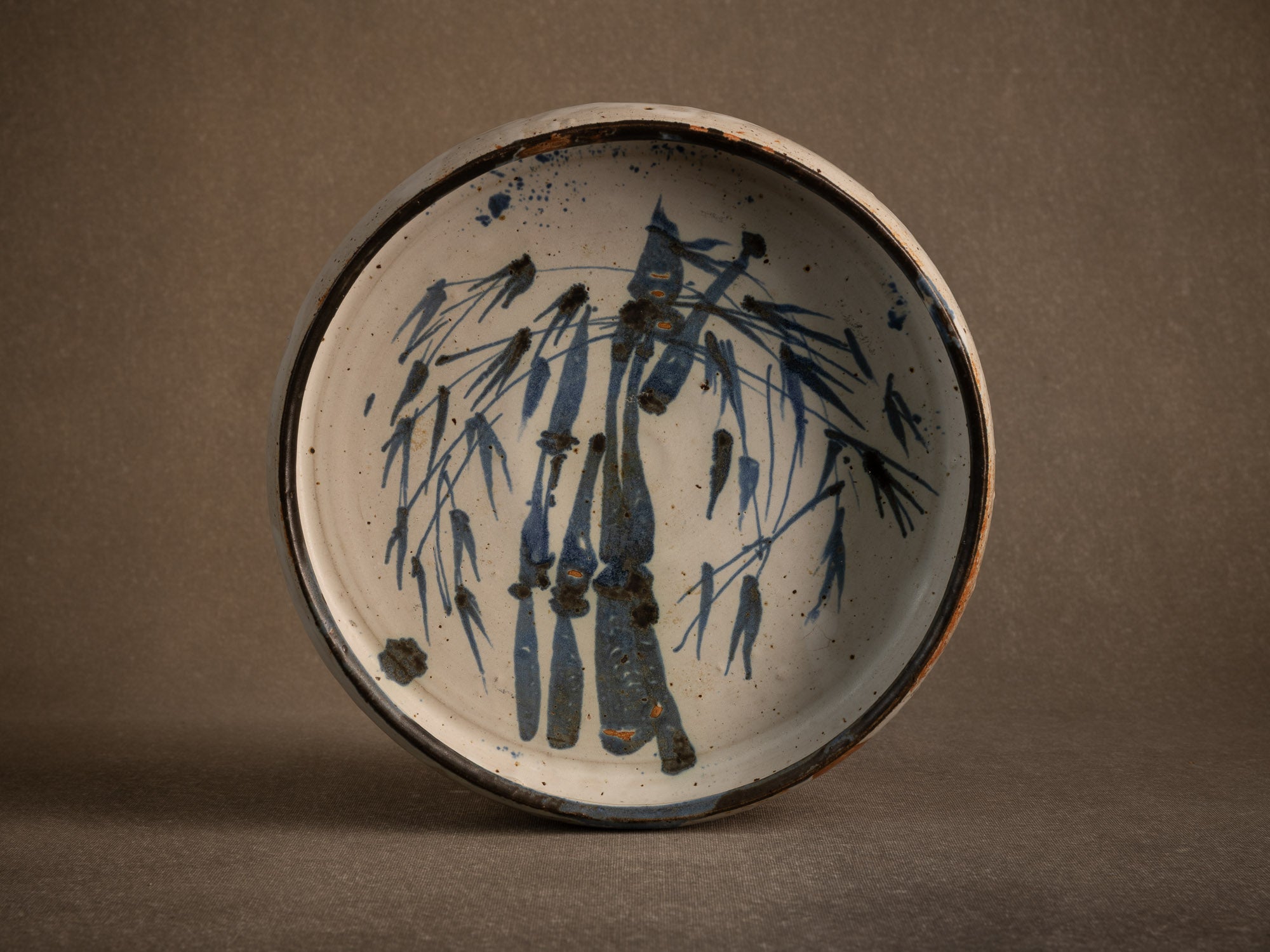 Coupe en grès à décor sumi-e de Jacques Marchand, France (Vers 1975)..Stoneware bowl with sumi-e decoration by Jacques Marchand, France (Circa 1975)