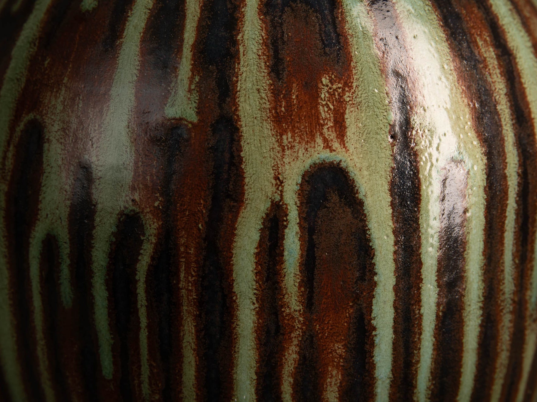 Jarre Tsubo par les Potiers d'Accolay, France (vers 1950-55)..Important Tsubo pot by les Potiers d'Accolay, France (ca. 1950-55)
