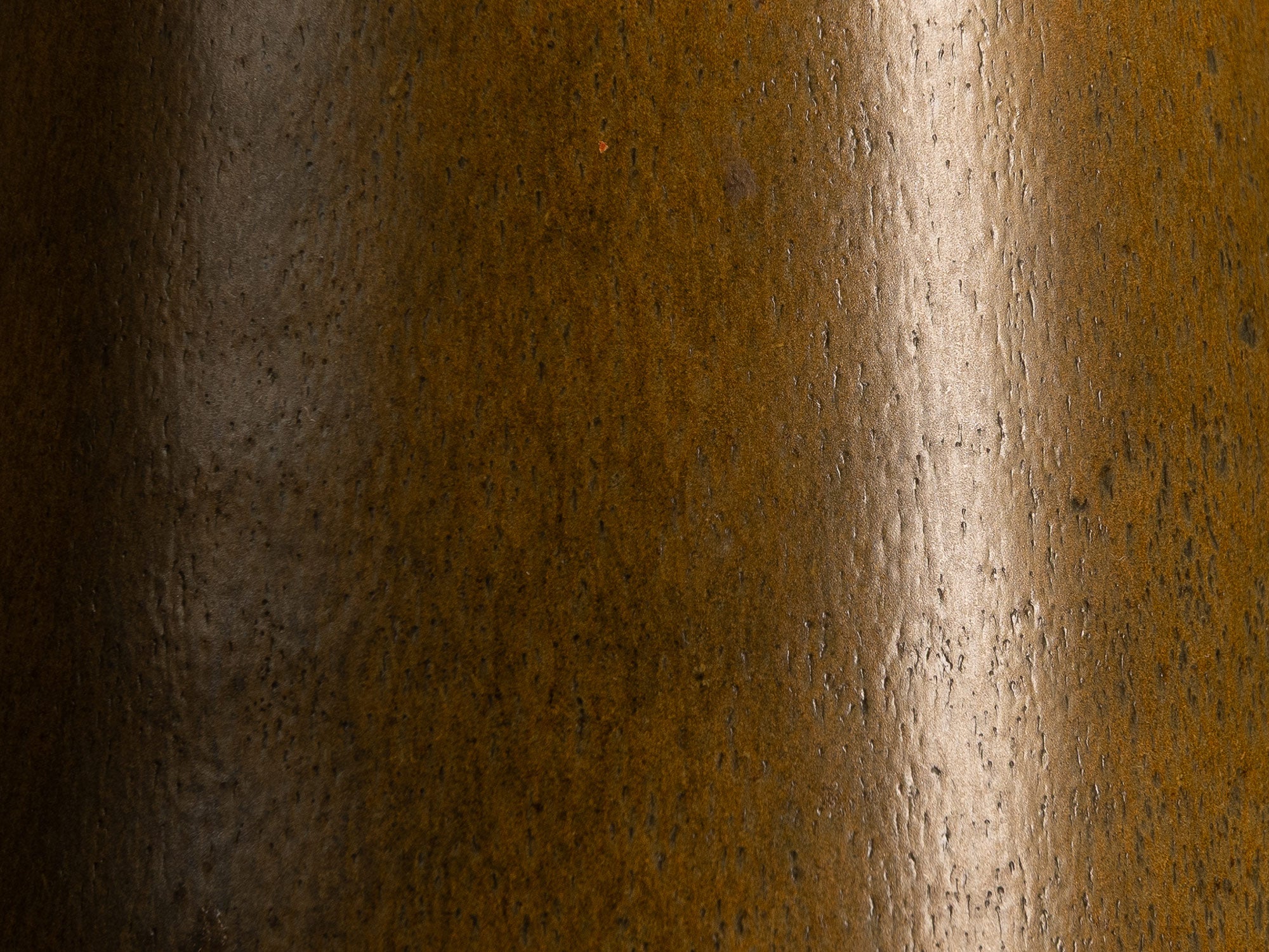 Remarquable vase en grès à couverte "poussière de thé" (circa 1970-80)..Remarkable stoneware vase with "tea-dust" glaze (circa 1970–80)