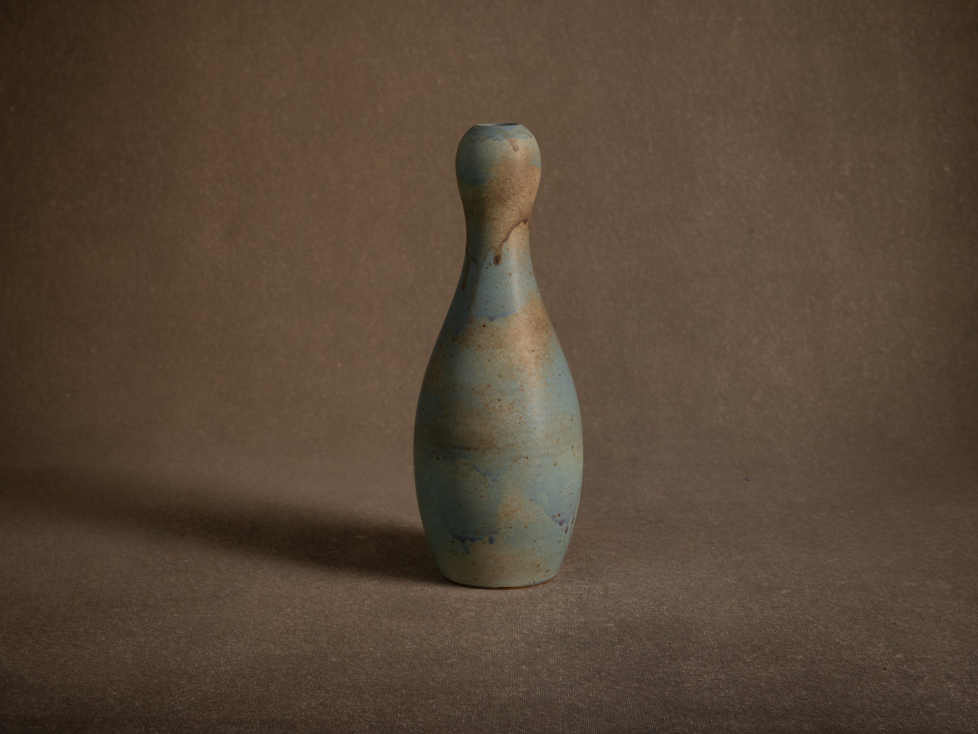 Vase coloquinte hyotan en grès de Roger Jacques, France (vers 1975)..Oustanding japonisme hyotan vase by Roger Jacques in Saint‑Amand‑en‑Puisaye, France (circa 1975)
