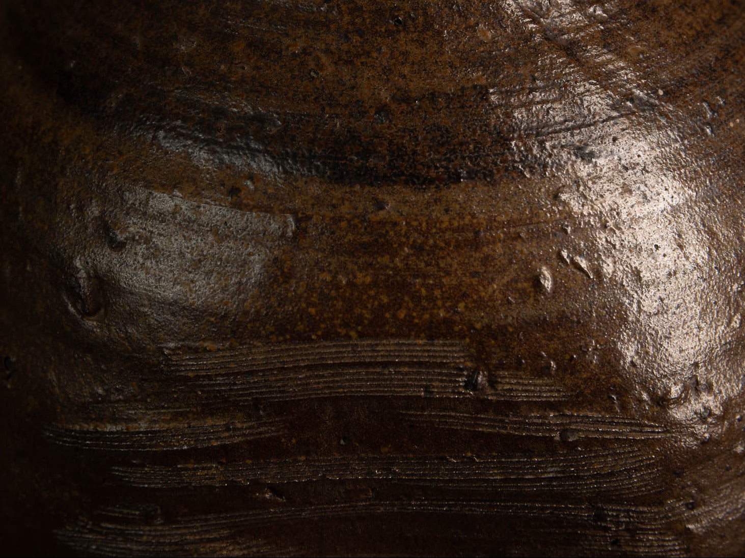 Jarre tsubo en grès de Jean‑Michel Doix, France (vers 1975)..Stoneware tsubo jar by Jean‑Michel Doix, France (c. 1975)