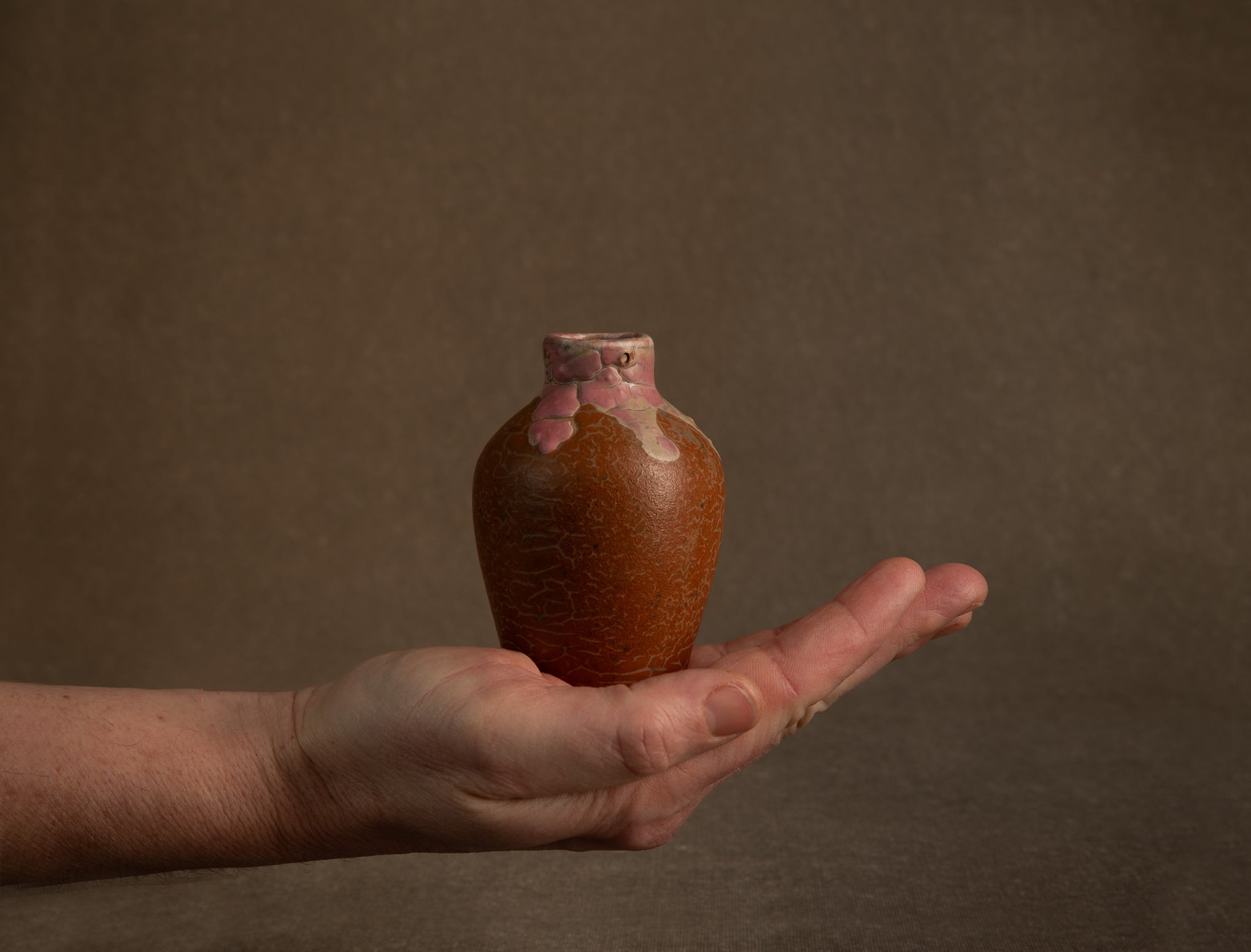Cha‑ire, pot à poussière de thé en grès de l'École de Carriès, France (vers 1900-20)..Chaire, Carriès School stoneware tea dust pot / tea caddy, France (circa 1900-20)