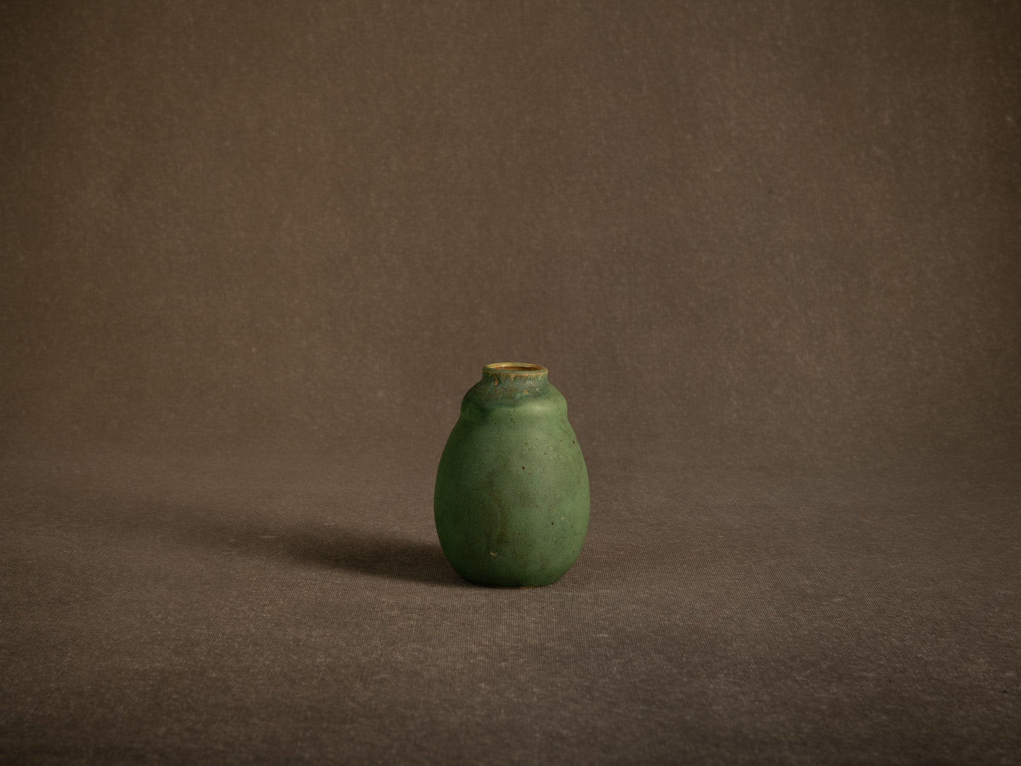 Vase tokkuri en grès de Jean Garillon à Soufflenheim, France (vers 1920)..Nice tokkuri gourd-shaped stoneware vase by Jean Garillon in Soufflenheim, France (circa 1920)