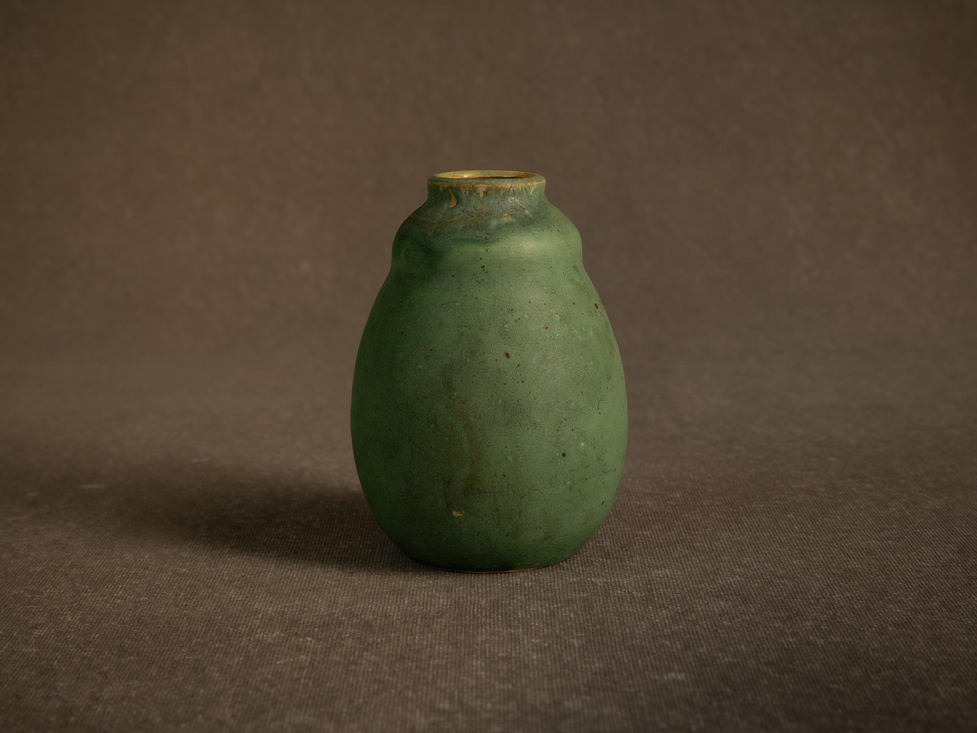 Vase tokkuri en grès de Jean Garillon à Soufflenheim, France (vers 1920)..Nice tokkuri gourd-shaped stoneware vase by Jean Garillon in Soufflenheim, France (circa 1920)