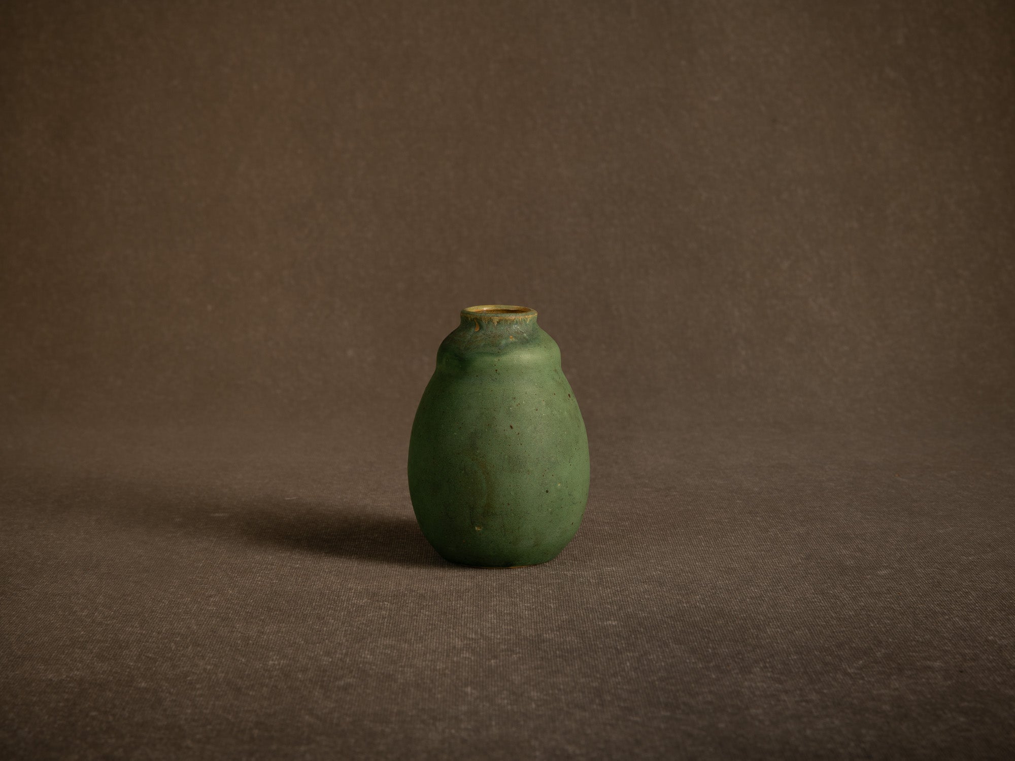 Vase tokkuri en grès de Jean Garillon à Soufflenheim, France (vers 1920)..Nice tokkuri gourd-shaped stoneware vase by Jean Garillon in Soufflenheim, France (circa 1920)