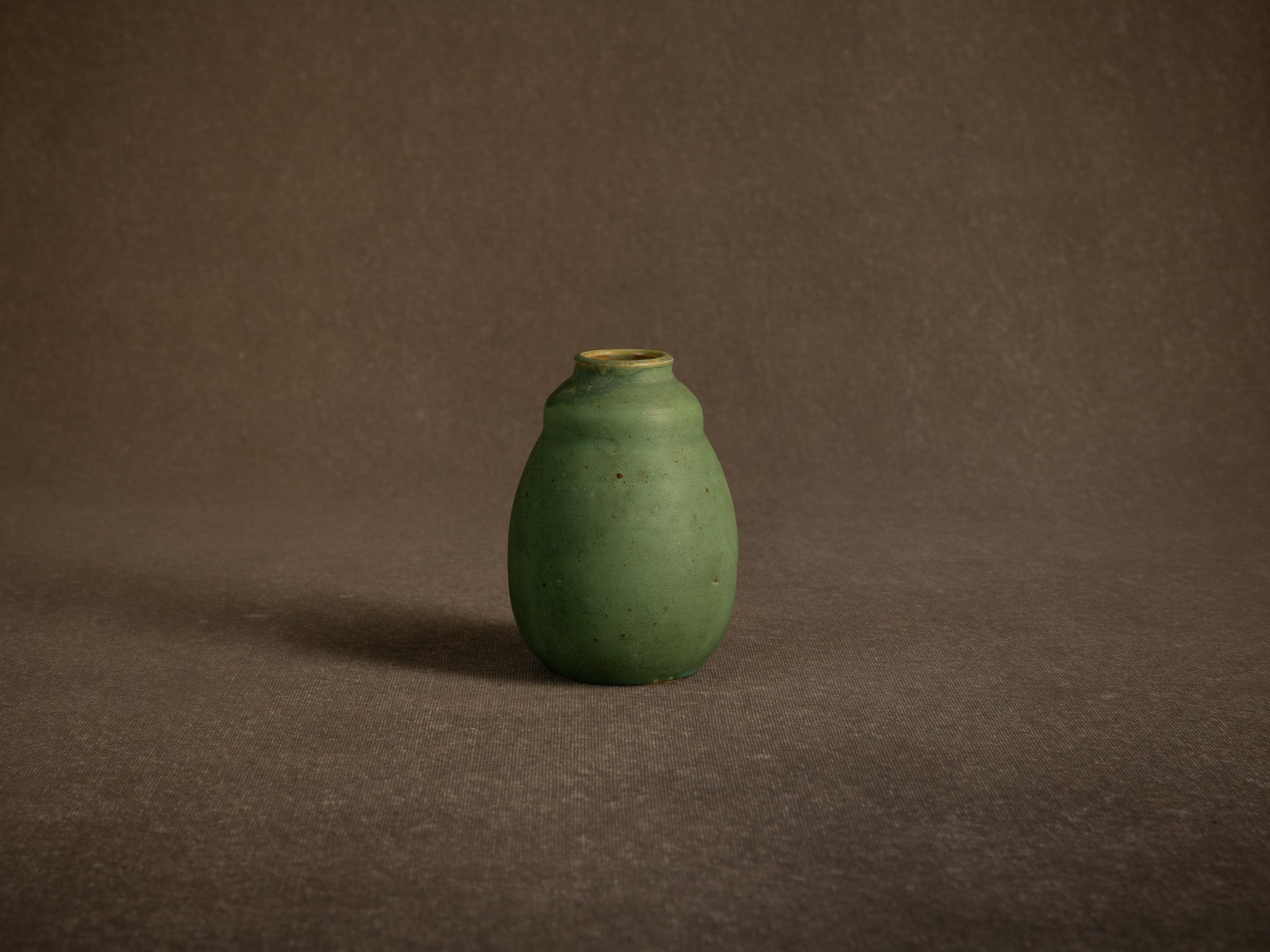 Vase tokkuri en grès de Jean Garillon à Soufflenheim, France (vers 1920)..Nice tokkuri gourd-shaped stoneware vase by Jean Garillon in Soufflenheim, France (circa 1920)