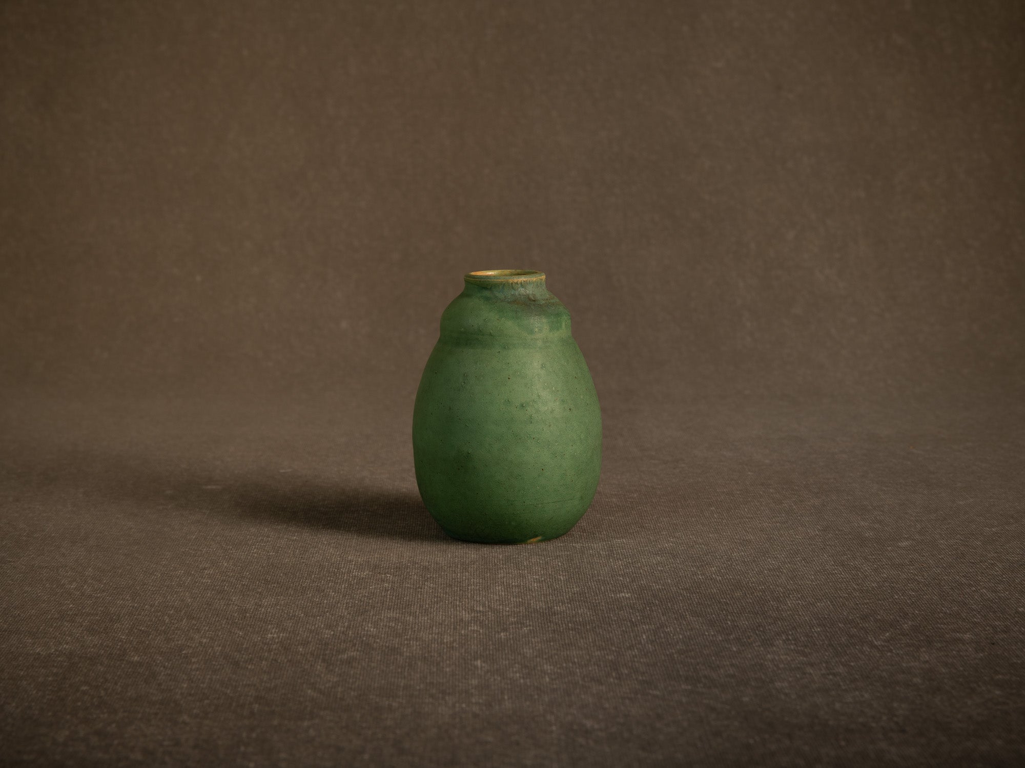 Vase tokkuri en grès de Jean Garillon à Soufflenheim, France (vers 1920)..Nice tokkuri gourd-shaped stoneware vase by Jean Garillon in Soufflenheim, France (circa 1920)