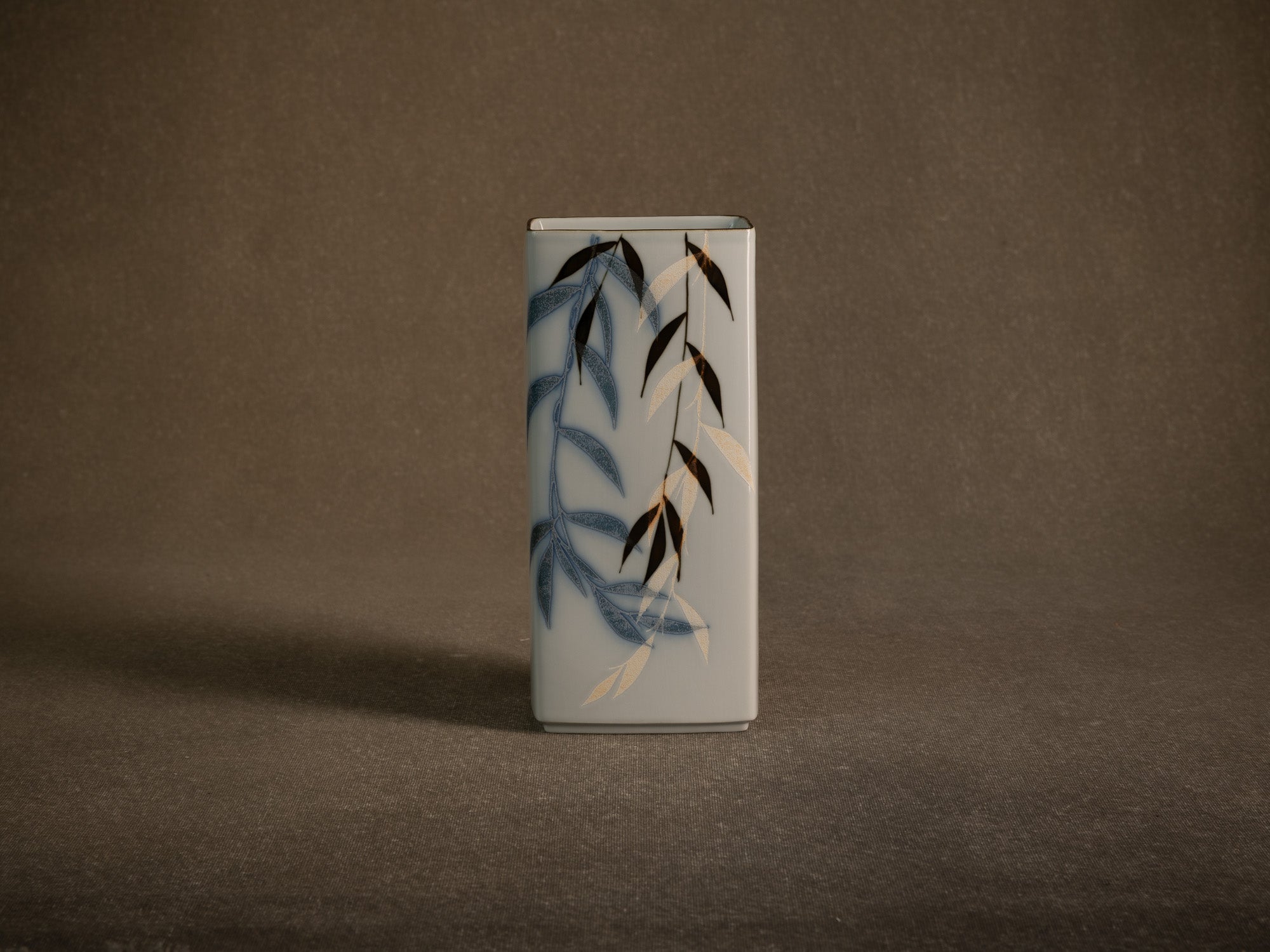 Vase "duet" en porcelaine de Ivan Weiss pour Royal Copenhagen, Danemark (vers 1985).."Duet" porcelain vase by Ivan Weiss for Royal Copenhagen, Denmark (circa 1985)