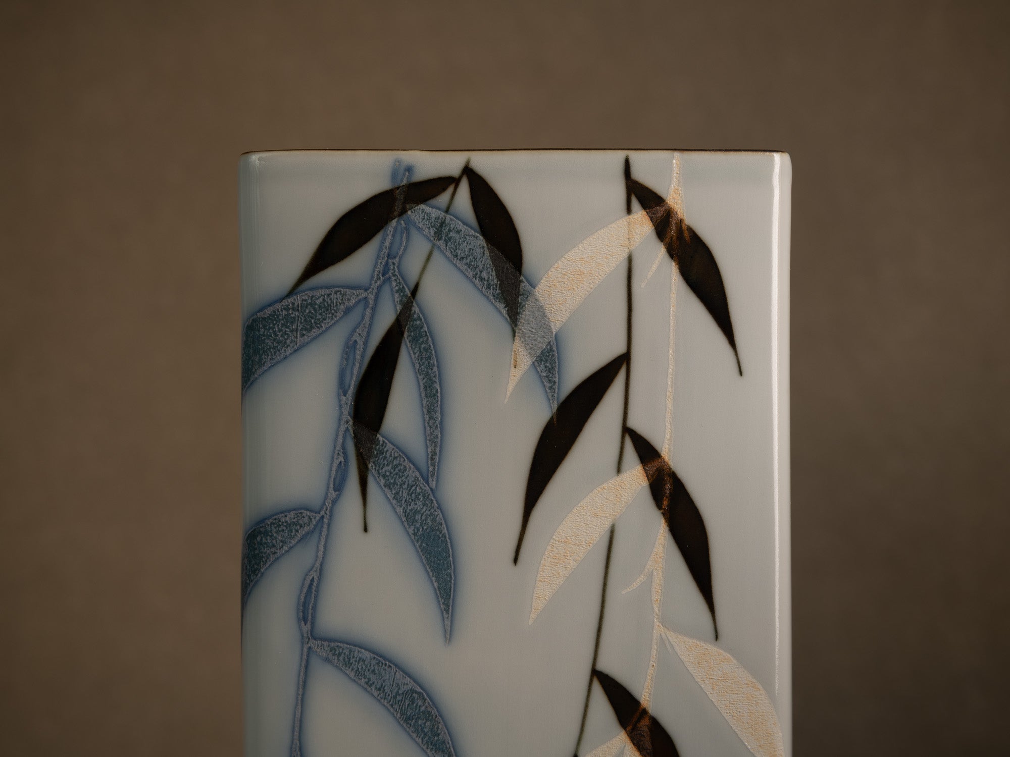 Vase "duet" en porcelaine de Ivan Weiss pour Royal Copenhagen, Danemark (vers 1985).."Duet" porcelain vase by Ivan Weiss for Royal Copenhagen, Denmark (circa 1985)