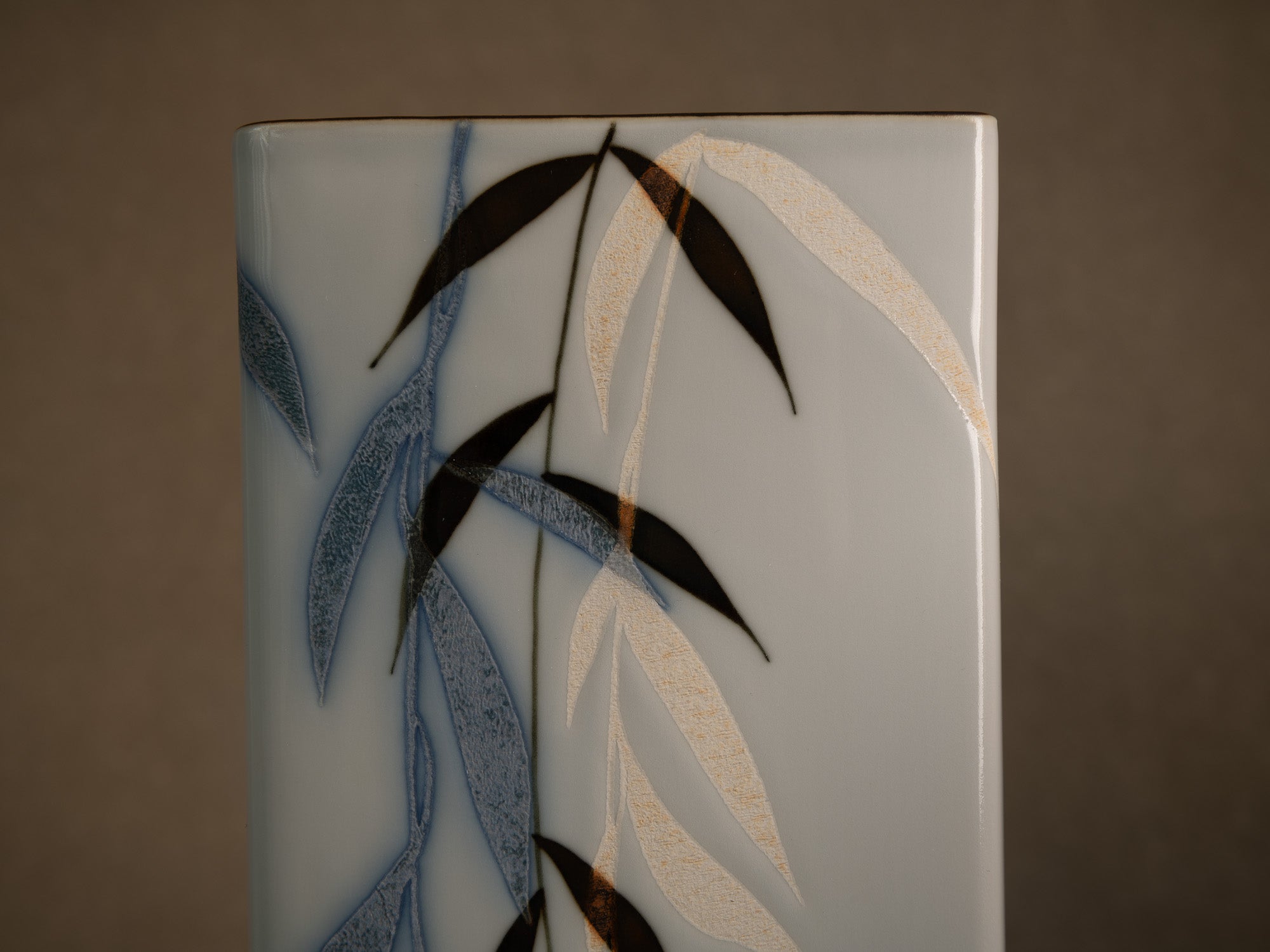 Vase "duet" en porcelaine de Ivan Weiss pour Royal Copenhagen, Danemark (vers 1985).."Duet" porcelain vase by Ivan Weiss for Royal Copenhagen, Denmark (circa 1985)