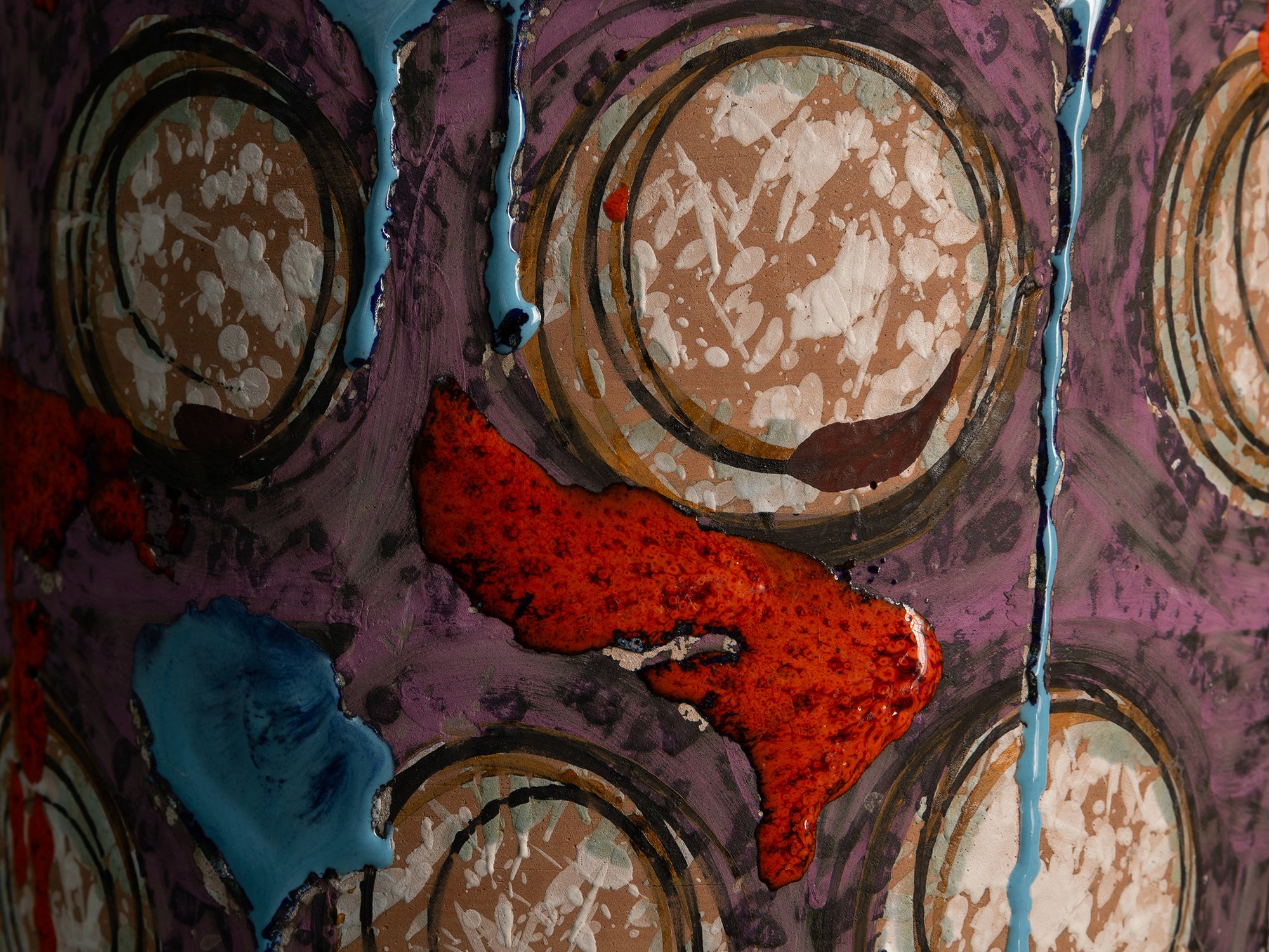 Lampe en faïence italienne à décor informel, Att. Raymor, Italie (vers 1958-65)..Italian earthenware lamp with informal glaze decoration in Raymor style (att.), Italy (circa 1958-65)