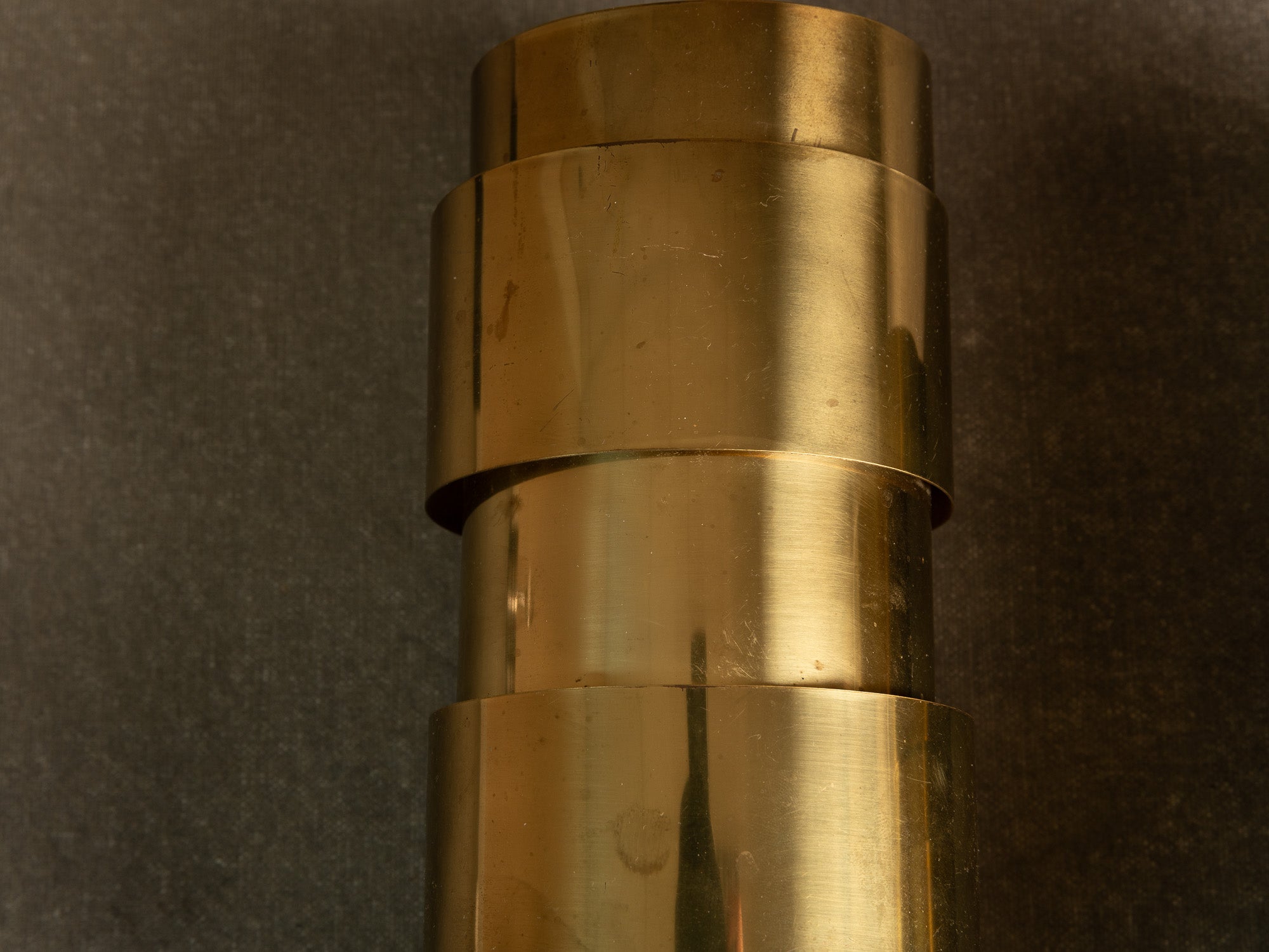 Paire d'appliques "Aristokrat" par Fröseke AB Nybrofabriken, Suède (Années 1960)..Pair of "Aristokrat" wall lamps by Fröseke AB Nybrofabriken, Sweden (1960s)