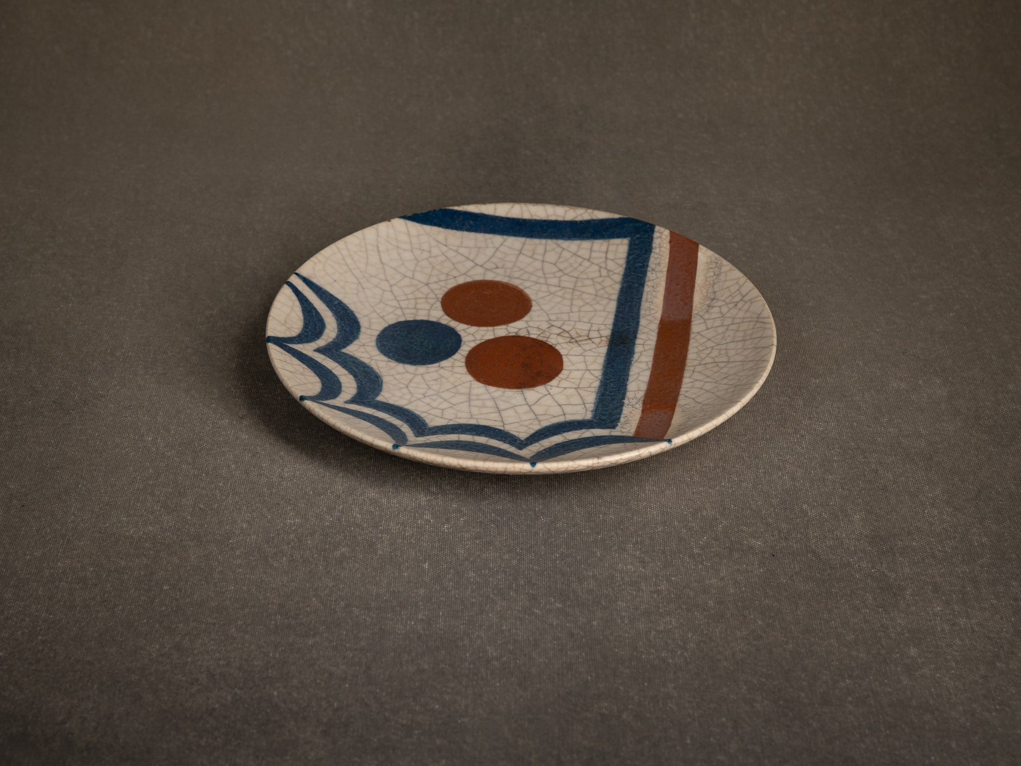 Coupe murale constructiviste par Claude Lévy pour Primavera, France (vers 1924)..Modernist wall hanging bowl / dish by Claude Lévy for Primavera, France (circa 1924)