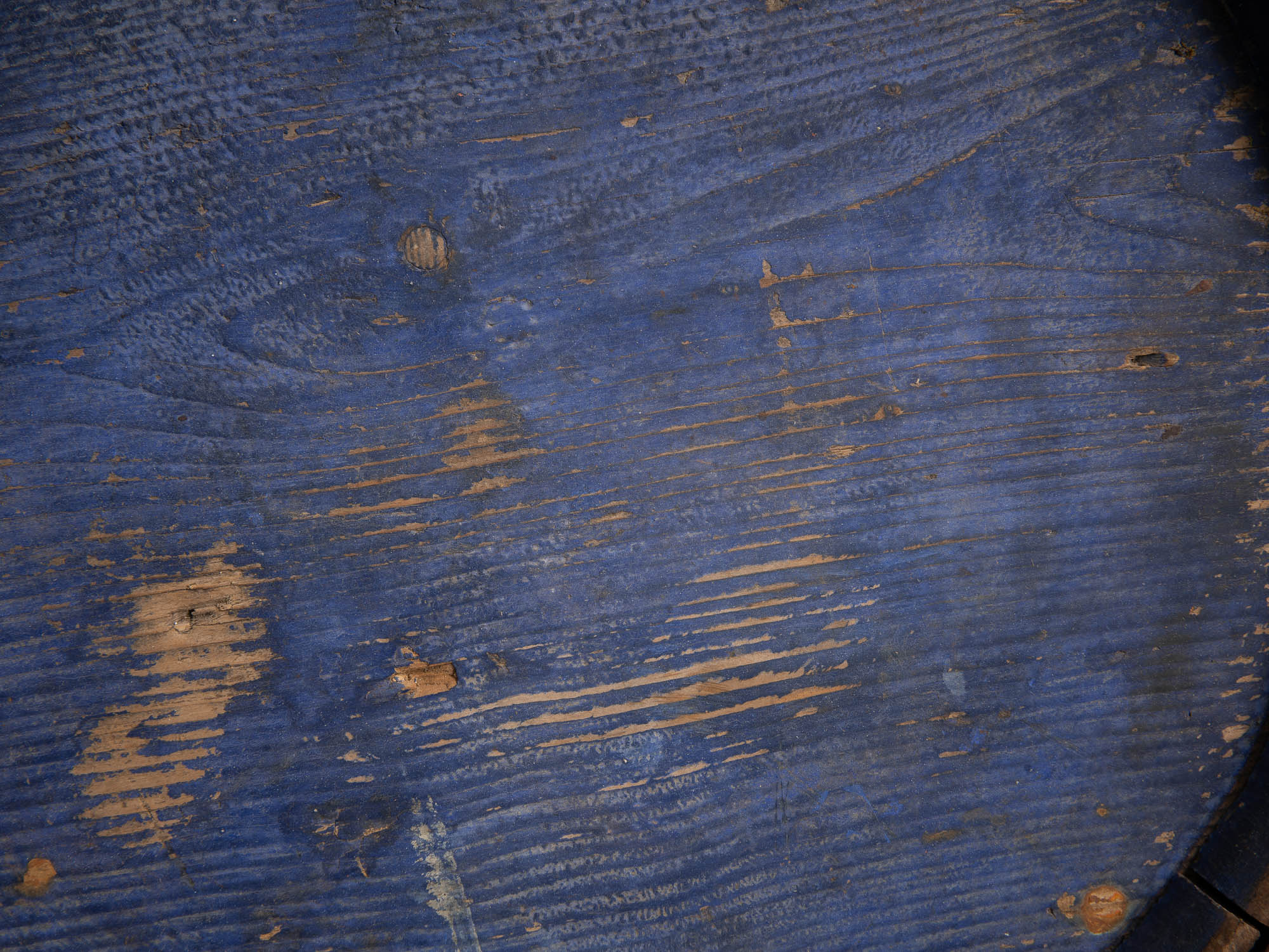 Lähker, remarquable gourde tonnelet en bois, Estonie (XIXe siècle)..Lähker, remarkable wooden barrel-shaped gourd, Estonia (19th century)