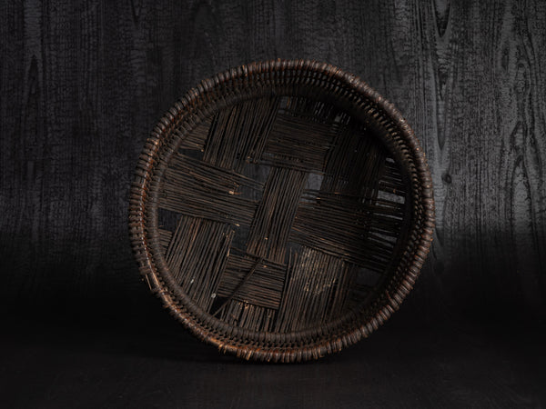 Sõim, panier clayette tressé en osier, Estonie (XIXe siècle)..Sõim, woven wicker harvest basket, Estonia (19th century)