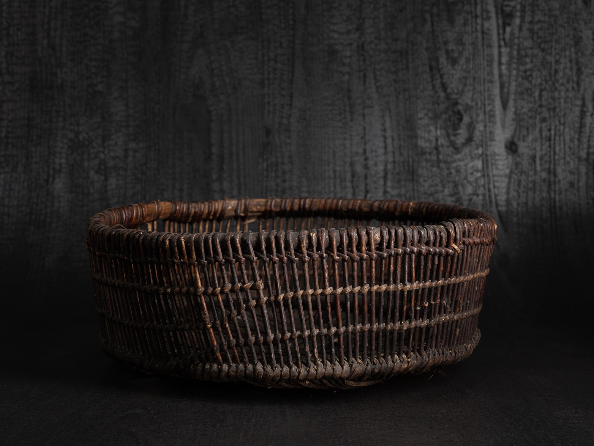 Sõim, panier clayette tressé en osier, Estonie (XIXe siècle)..Sõim, woven wicker harvest basket, Estonia (19th century)