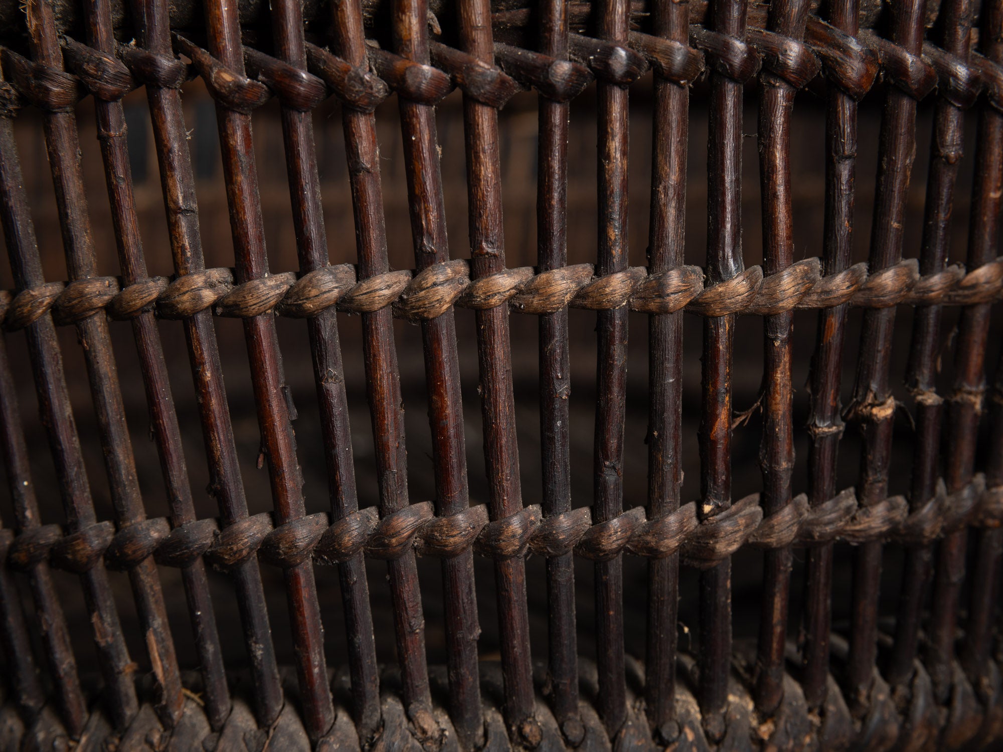 Sõim, panier clayette tressé en osier, Estonie (XIXe siècle)..Sõim, woven wicker harvest basket, Estonia (19th century)