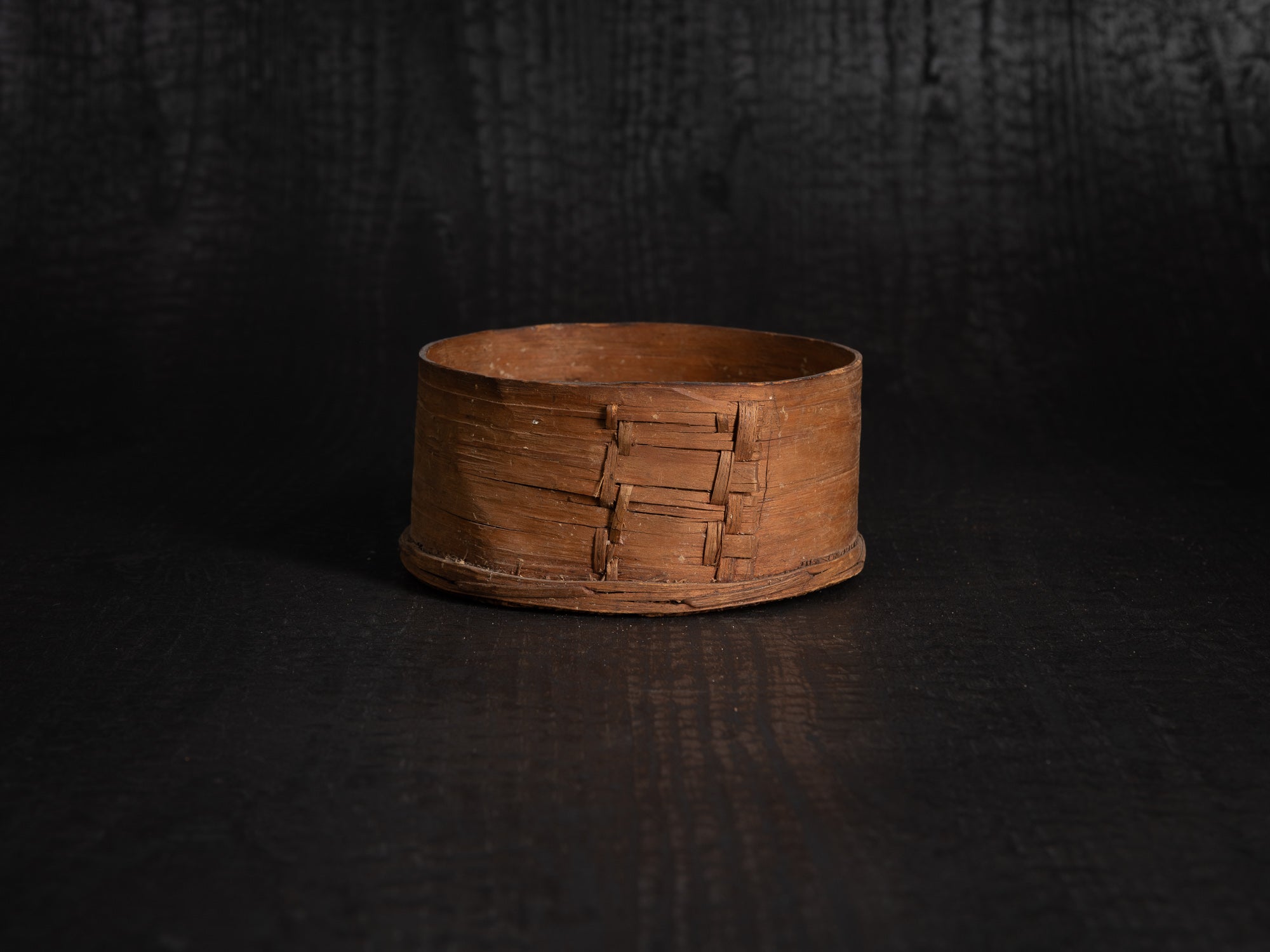 Sõel, petit tamis domestique, Estonie (fin du XVIIIe)..Sõel, small domestic sieve, Estonia (late 18th century)