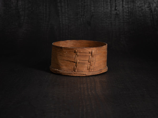 Sõel, petit tamis domestique, Estonie (fin du XVIIIe)..Sõel, small domestic sieve, Estonia (late 18th century)