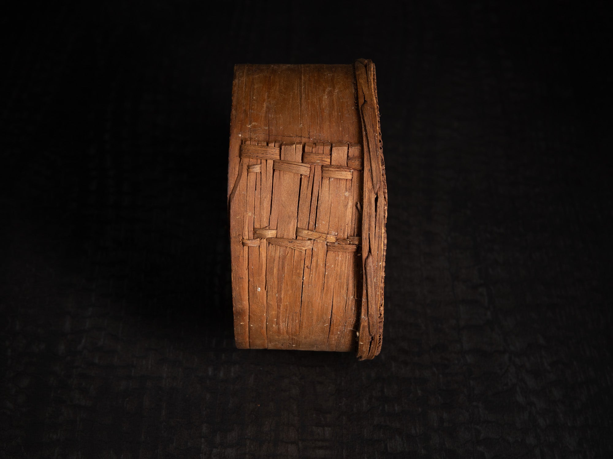 Sõel, petit tamis domestique, Estonie (fin du XVIIIe)..Sõel, small domestic sieve, Estonia (late 18th century)