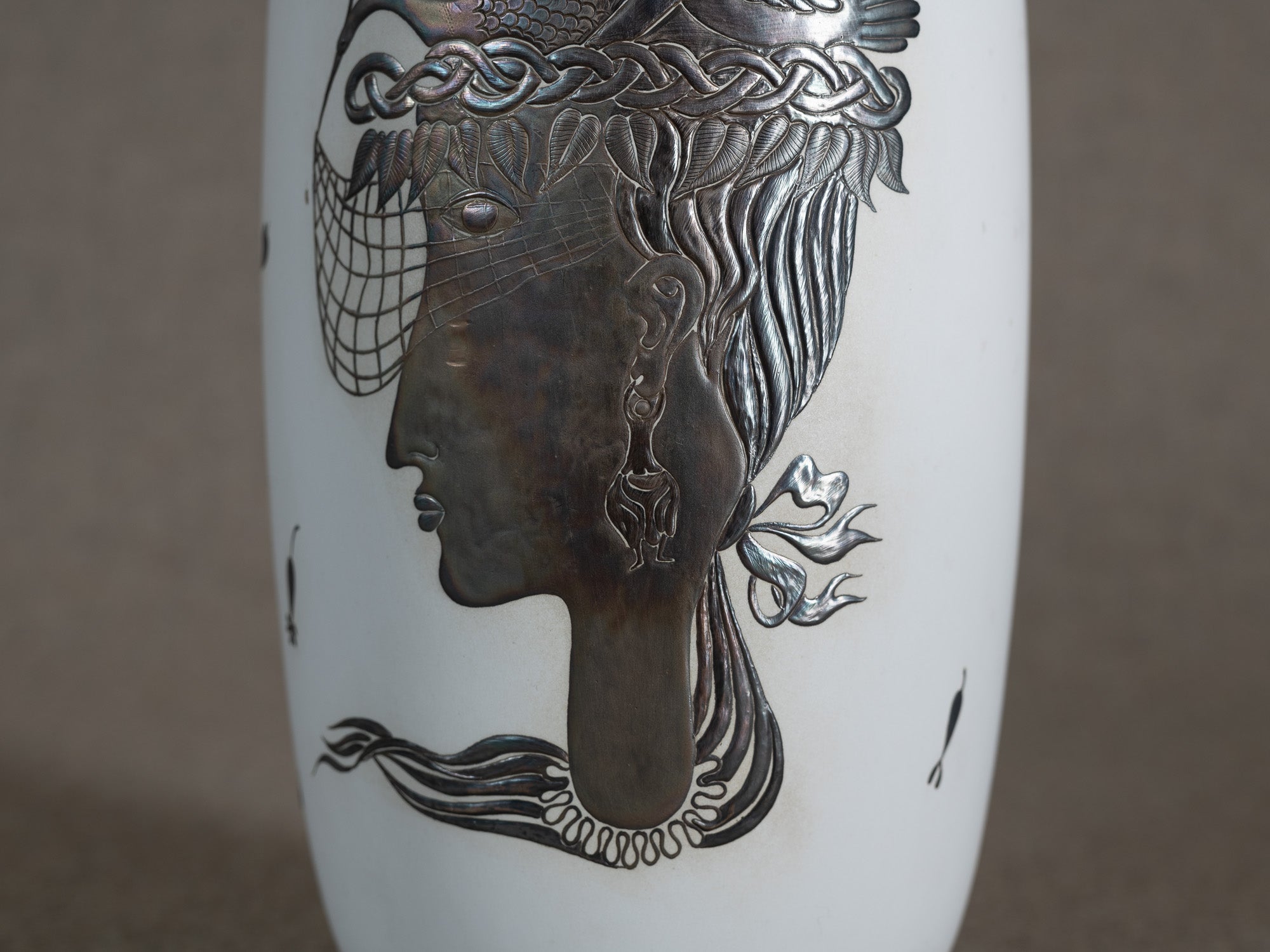 Ensemble de deux vases "Grazia" de Stig Lindberg pour Gustavsberg, Suède (design 1946)..Set of two Grazia Vases by Stig Lindberg for Gustavsberg, Sweden (designed in 1946)