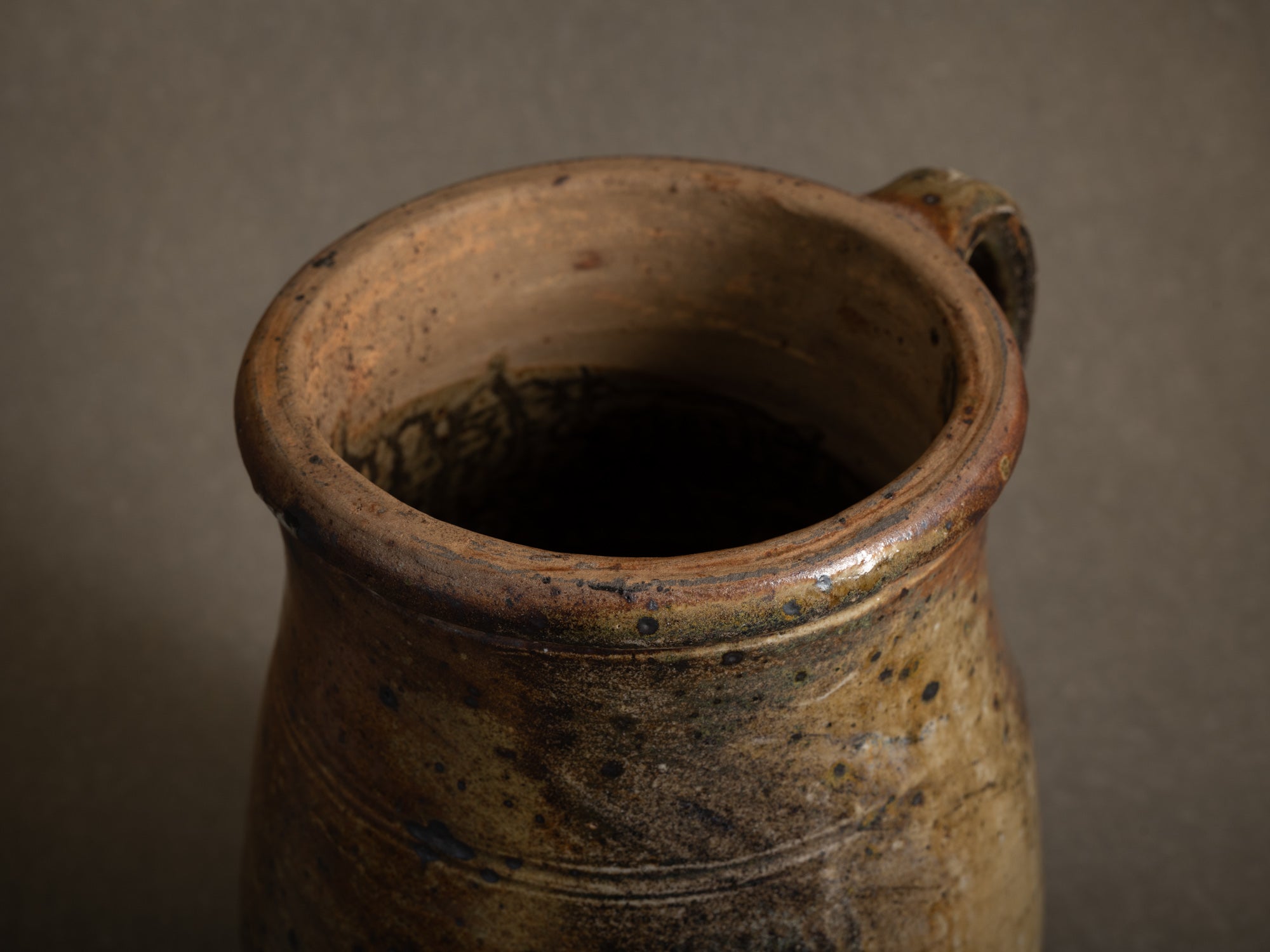 Pot à lait en grès de La Borne, France (XIXe siècle)..Large stoneware folk milk pot by anonymous La Borne potters, France (19th century)