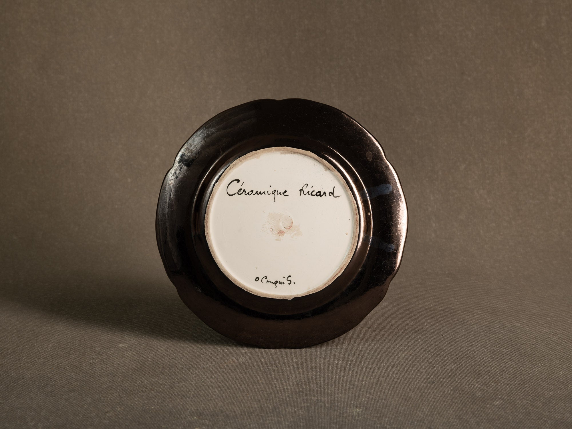 Important service en faïence de l'Atelier Paul Ricard de l'île de Bendor, France (vers 1955)..Important earthenware service from the Paul Ricard workshop on the island of Bendor, France (circa 1955)