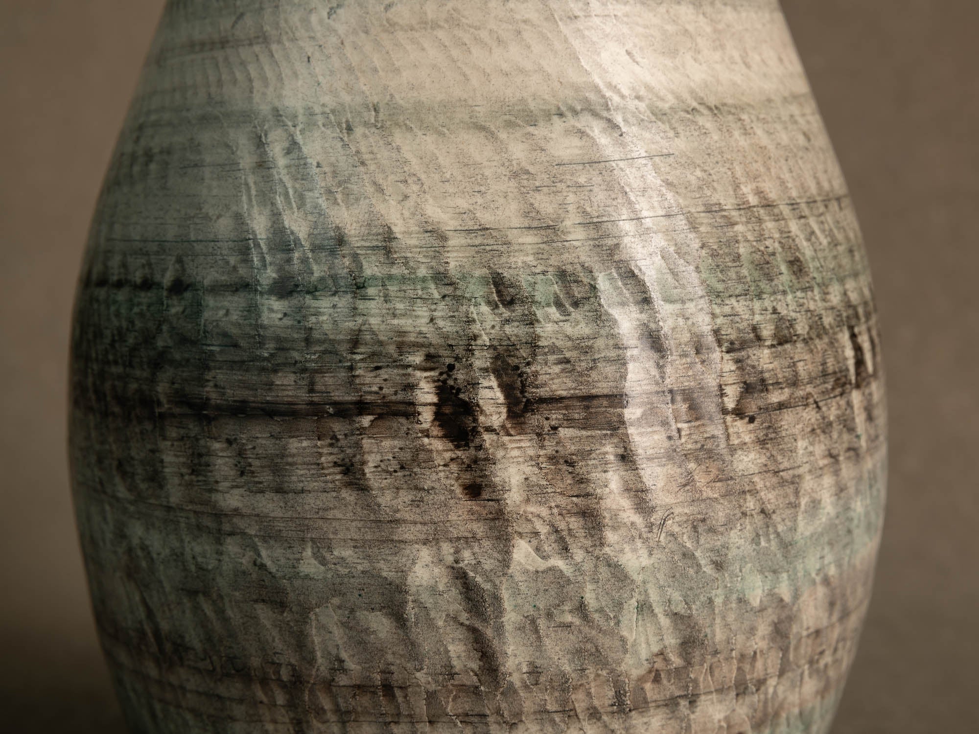 Important vase de l'Atelier du Tapis Vert à Vallauris, France (vers 1950-55)..Important vase from the Atelier du Tapis Vert in Vallauris, France (circa 1950-55)