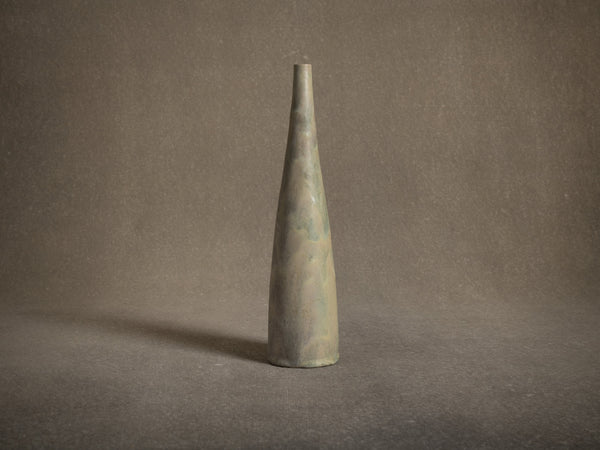 Remarquable vase fuselé en grès de Roger Jacques, France (vers 1975-80)..Oustanding vase by Roger Jacques in Saint&#x2011;Amand&#x2011;en&#x2011;Puisaye, France (circa 1975-80)