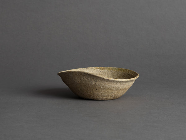Rare bol à thé yamachawan, Japon (Époque de Heian à Kamakura)..Rare Yamachawan tea bowl, Japan (Heian to Kamakura Period)