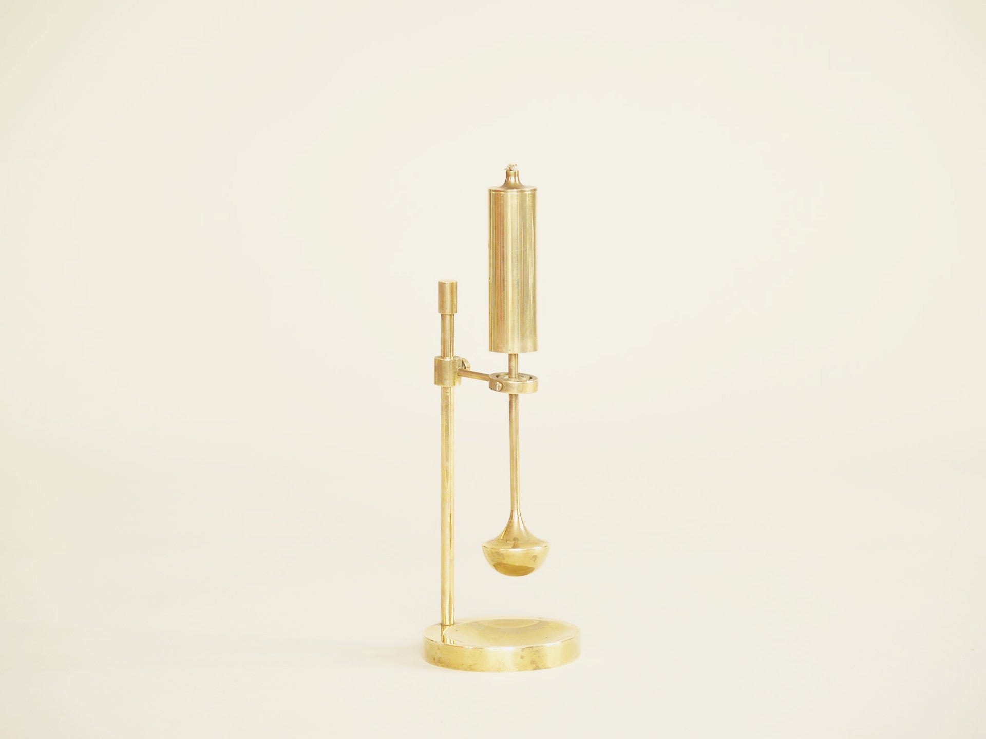 Lampe à huile / bougeoir gyroscopique "Copenhagen" de Ilse D. Ammonsen, Danemark (vers 1950)..Gyro Oil lamp / Candle holder "Copenhagen" by Ilse D. Ammonsen, Denmark (circa 1950)