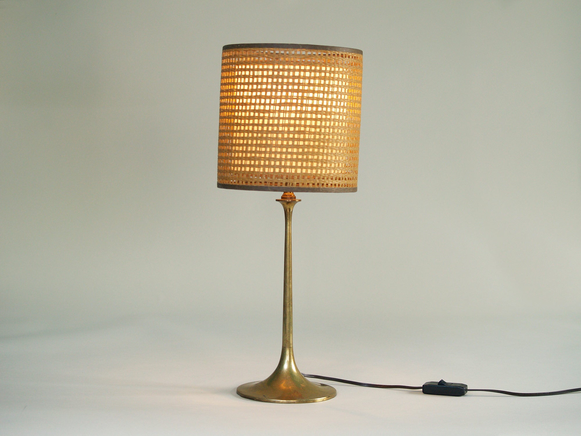 Lampe Grâce suédoise, Suède (vers 1940)..Swedish Grace Table lamp, Sweden (circa 1940)