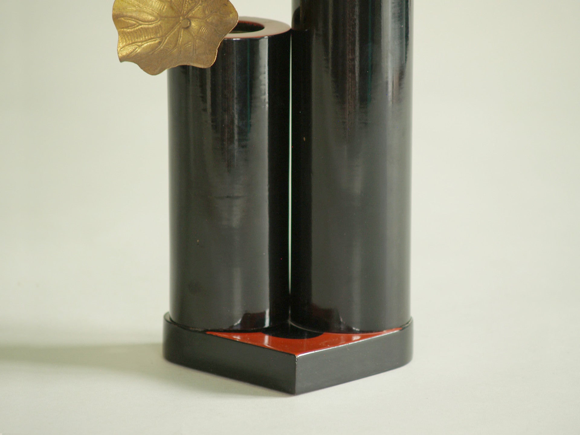 Vase double en laque Atelier Zohiko, Japon (vers 1960)..Urushi lacquered double vase Zohiko workshop, Japan (circa 1960)