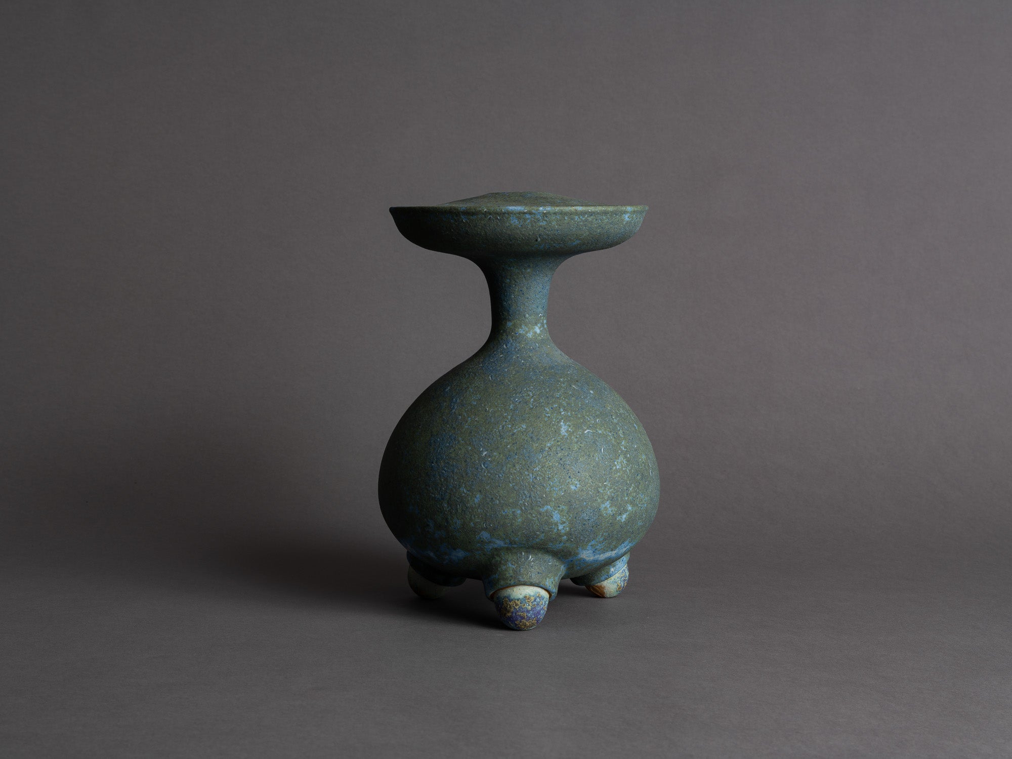 Vase biomorphique de Daniel Cavey, Italie (vers 2010)..Biomorphic sculptural vase by Daniel Cavey, Italy (circa 2010)