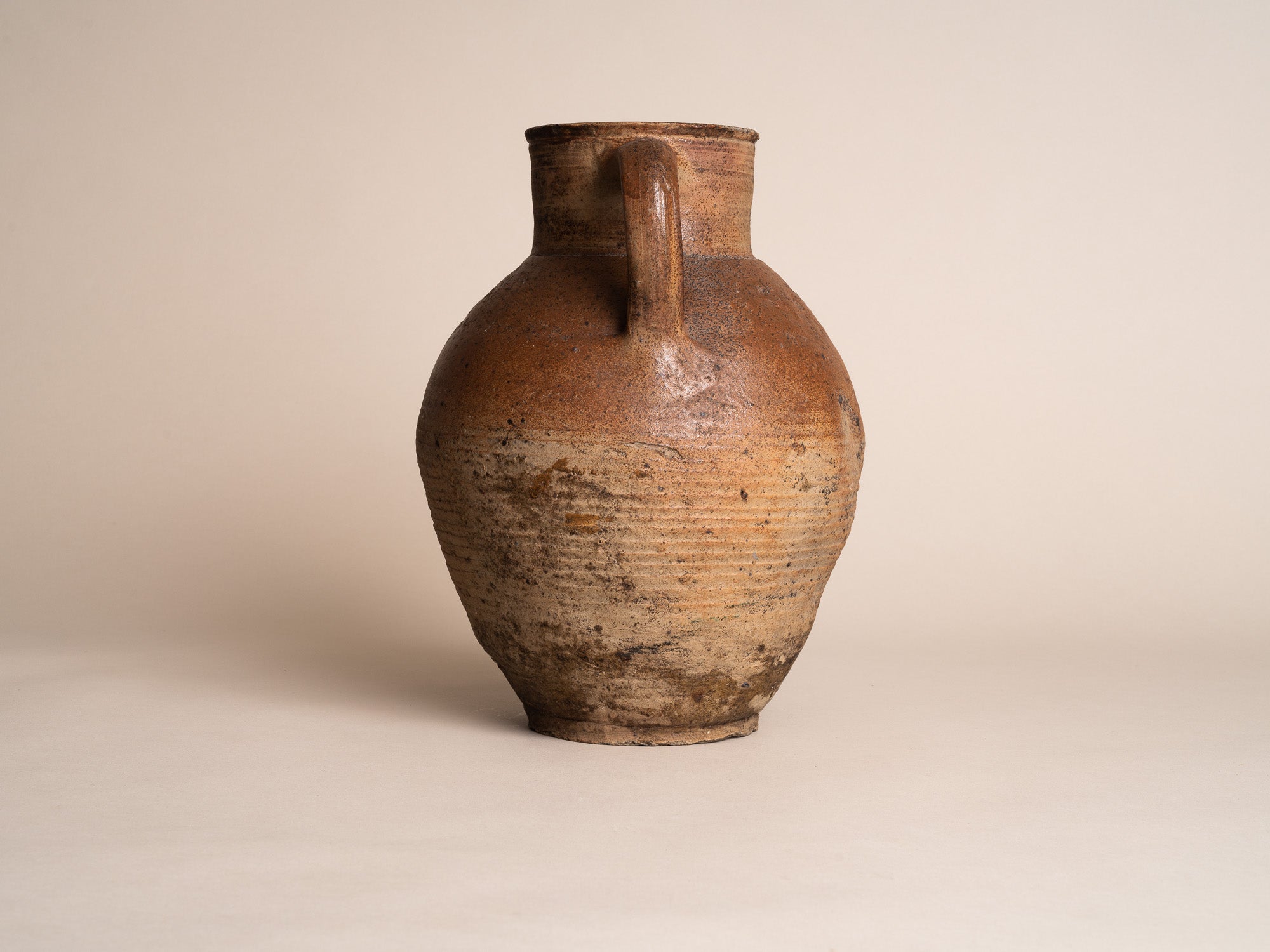 Ensemble de pots en grès de Puisaye, France (XVIIIe et XIXe siècles)..Set of stoneware folk pots by anonymous Puisaye potters, France (18th & 19th century)