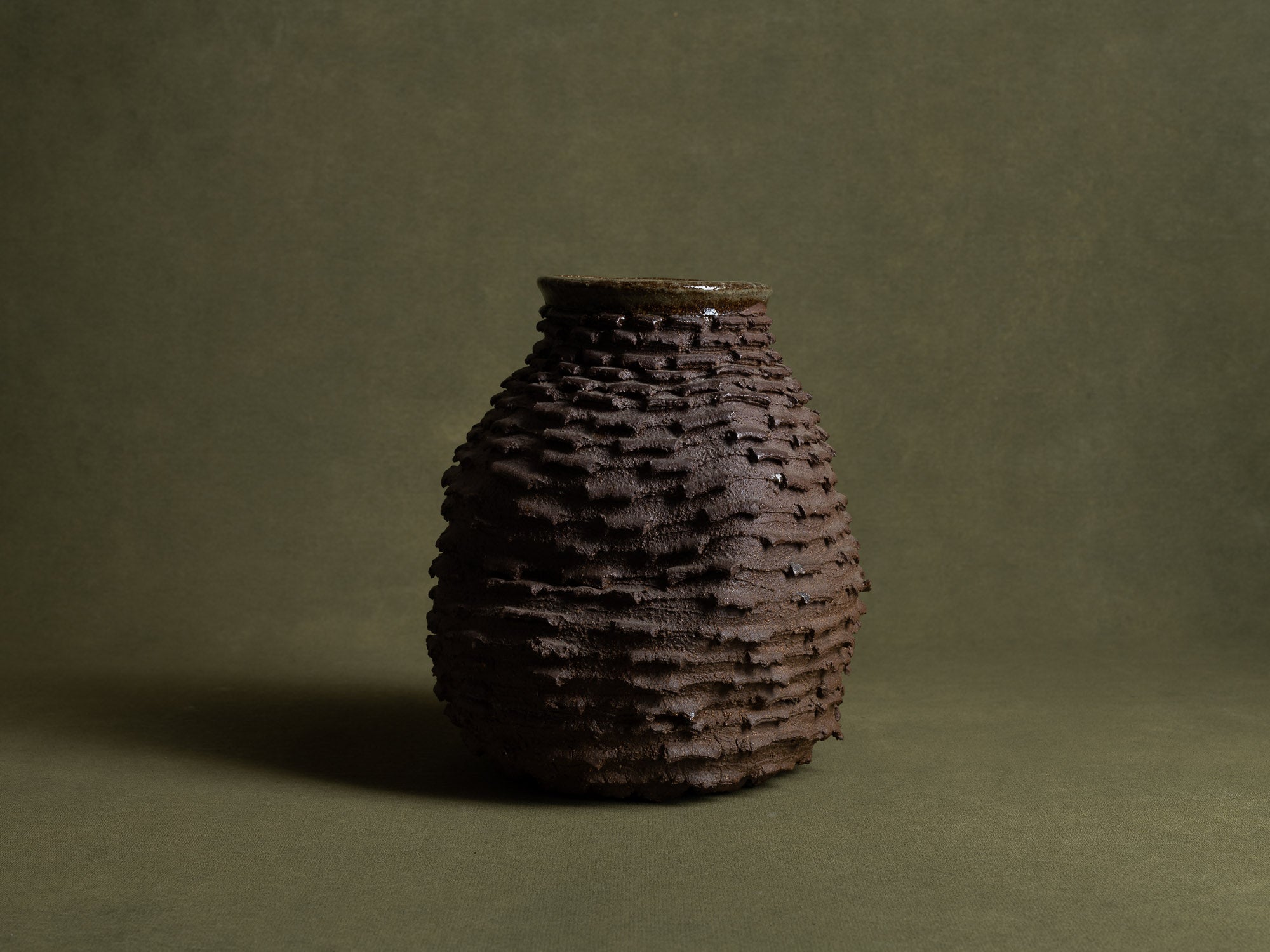 Vase sculptural de Shōzō Michikawa, Japon (vers 2005)..Freeform sculptural vase by Shōzō Michikawa, Japan (ca. 2005)